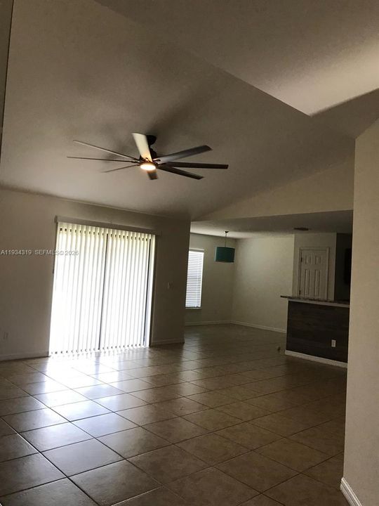 For Rent: $2,200 (3 beds, 2 baths, 0 Square Feet)