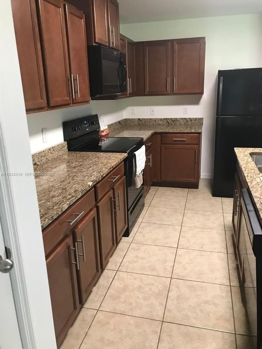 For Rent: $2,200 (3 beds, 2 baths, 0 Square Feet)
