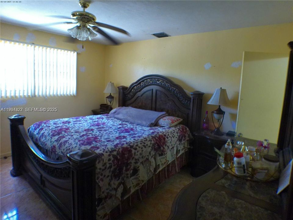 En Venta: $460,000 (3 camas, 2 baños, 1440 Pies cuadrados)