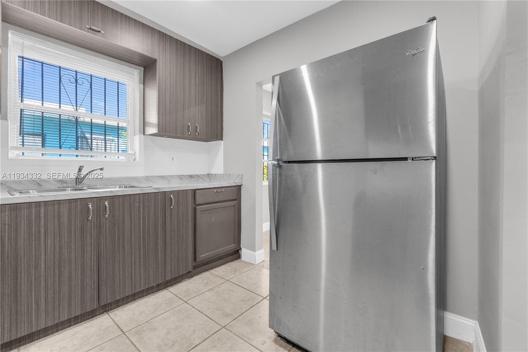 待售: $549,000 (0 贝兹, 0 浴室, 1500 平方英尺)