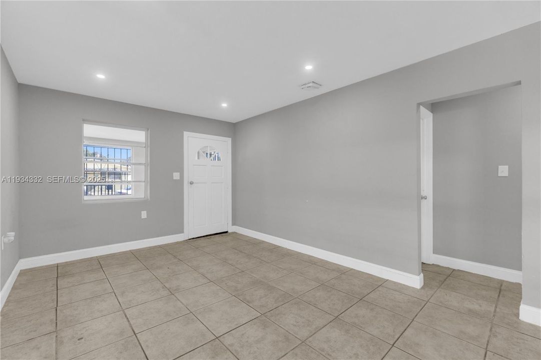 待售: $549,000 (0 贝兹, 0 浴室, 1500 平方英尺)