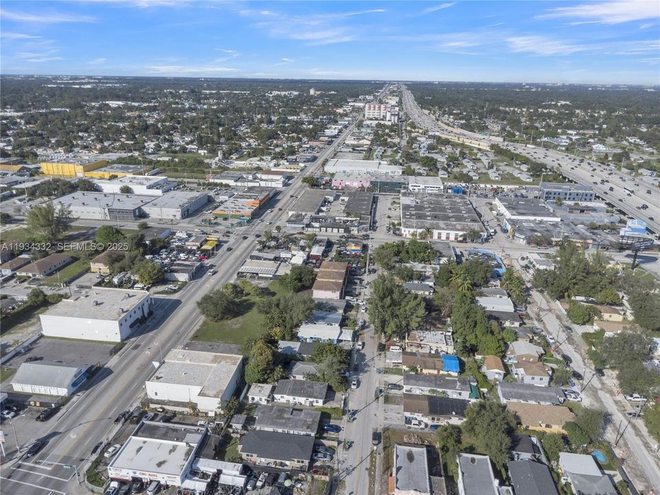 待售: $549,000 (0 贝兹, 0 浴室, 1500 平方英尺)