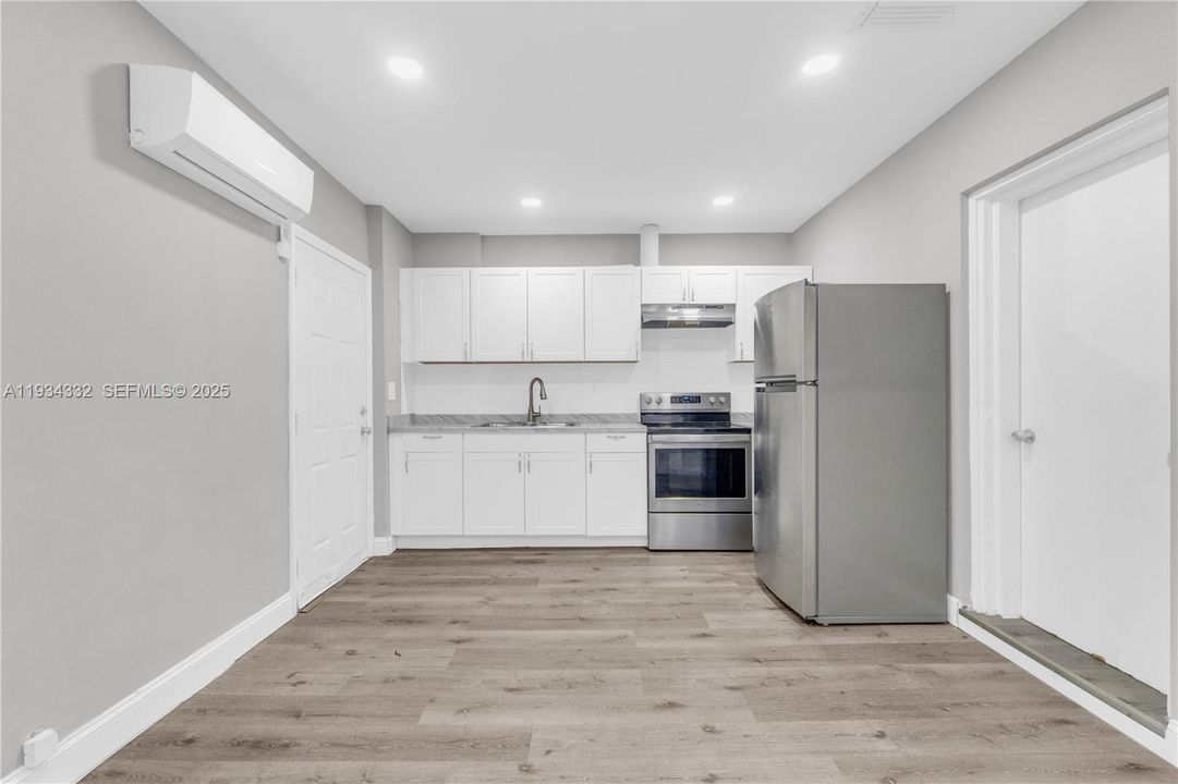 待售: $549,000 (0 贝兹, 0 浴室, 1500 平方英尺)