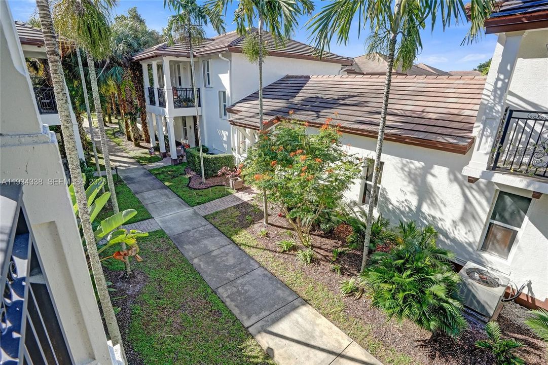 For Sale: $498,800 (4 beds, 3 baths, 1809 Square Feet)