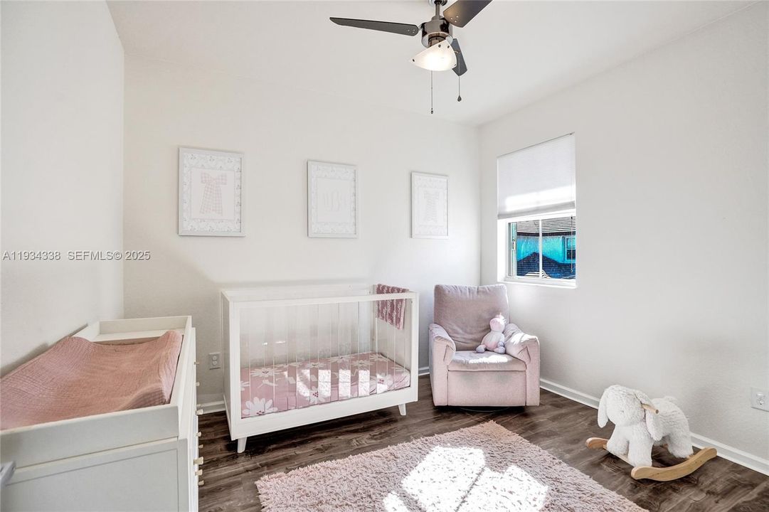 For Sale: $498,800 (4 beds, 3 baths, 1809 Square Feet)