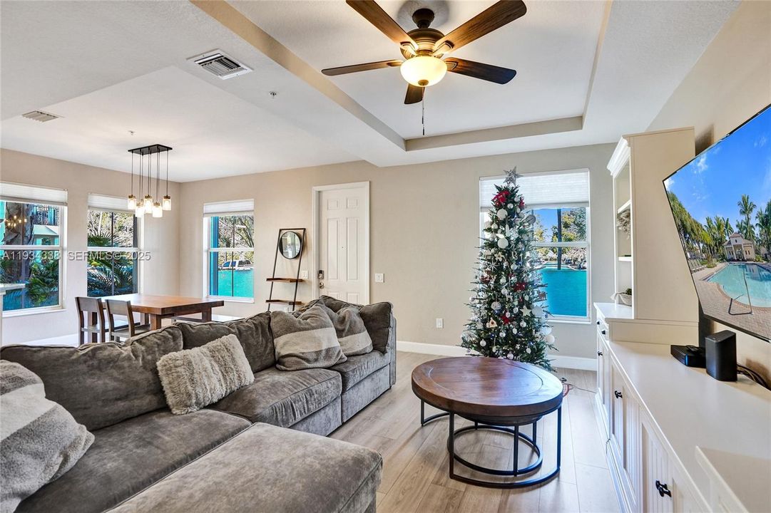 For Sale: $498,800 (4 beds, 3 baths, 1809 Square Feet)