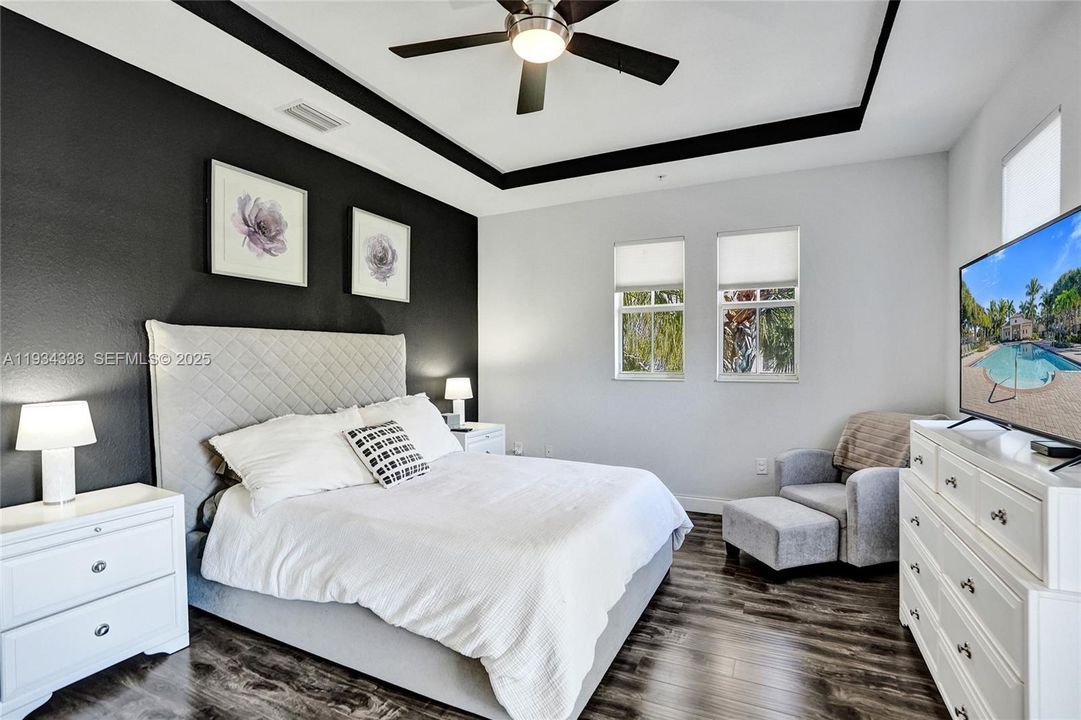 For Sale: $498,800 (4 beds, 3 baths, 1809 Square Feet)