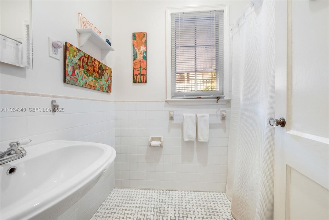 For Sale: $2,400,000 (0 beds, 0 baths, 4946 Square Feet)