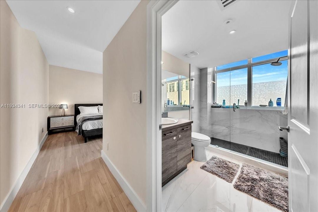 For Sale: $1,150,000 (3 beds, 2 baths, 1705 Square Feet)