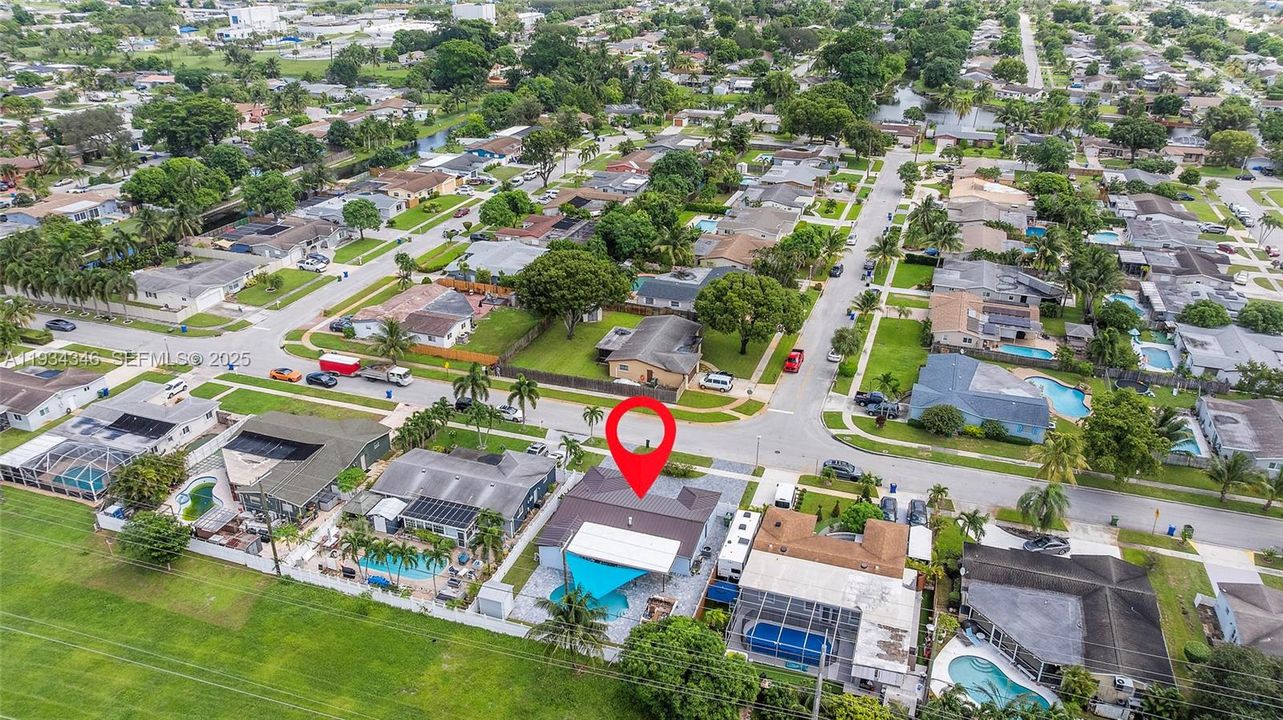 待售: $550,000 (3 贝兹, 2 浴室, 1441 平方英尺)