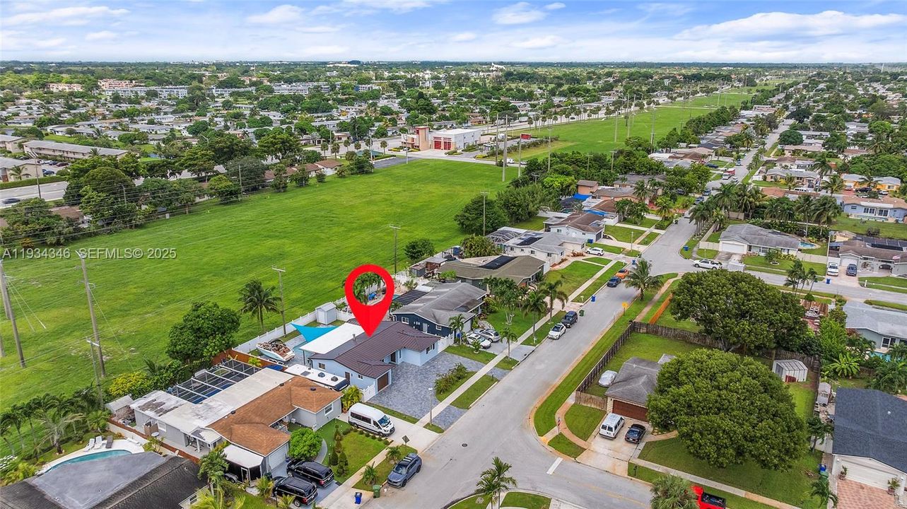 待售: $550,000 (3 贝兹, 2 浴室, 1441 平方英尺)