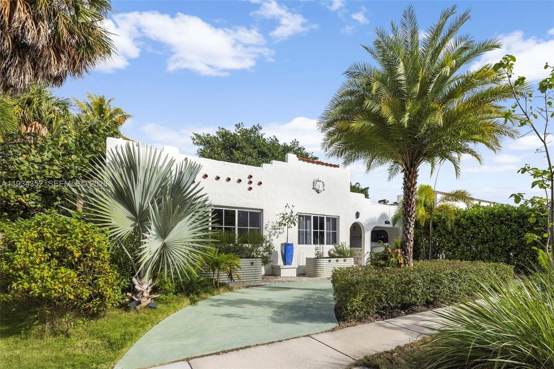 На продажу: $1,250,000 (3 спален, 2 ванн, 2050 Квадратных фут)