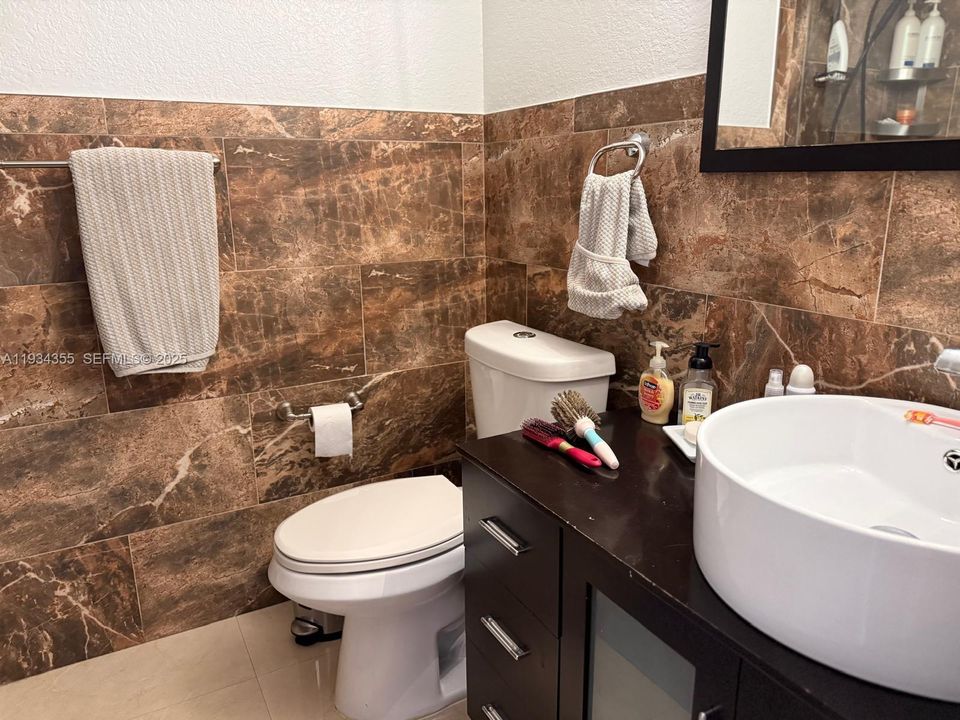 В аренду: $4,999 (3 спален, 2 ванн, 2640 Квадратных фут)