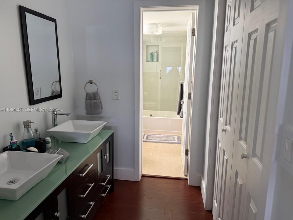 В аренду: $4,999 (3 спален, 2 ванн, 2640 Квадратных фут)