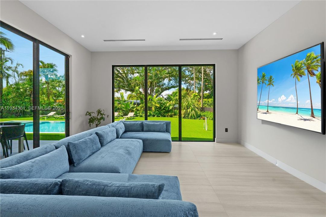 На продажу: $5,700,000 (9 спален, 9 ванн, 0 Квадратных фут)