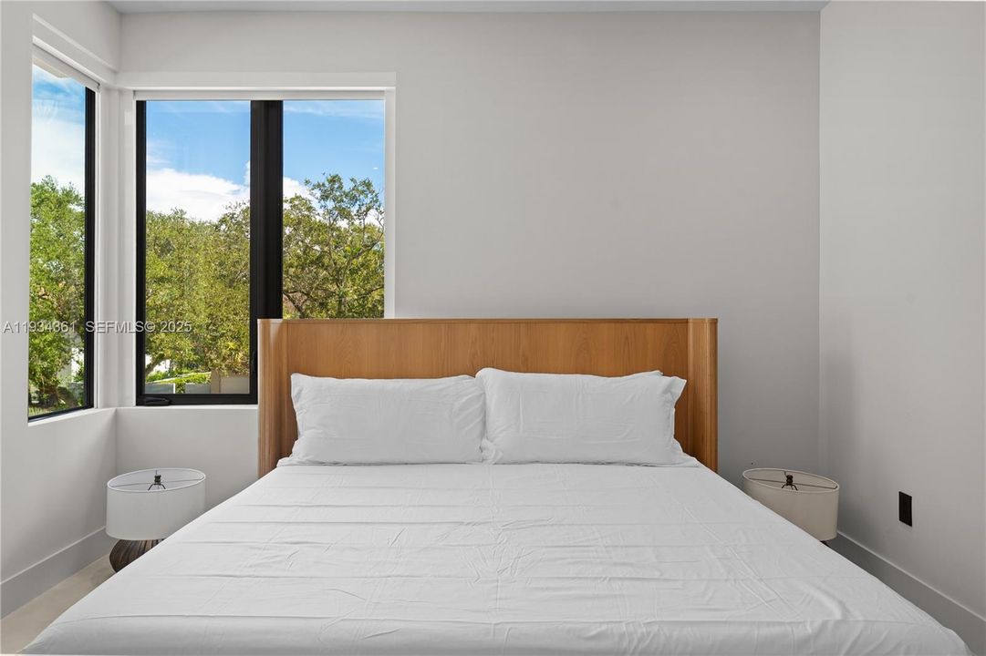 На продажу: $5,700,000 (9 спален, 9 ванн, 0 Квадратных фут)