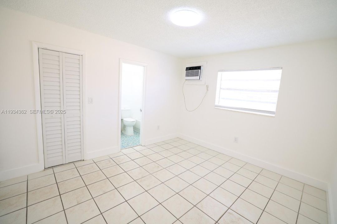 For Rent: $1,700 (1 beds, 1 baths, 0 Square Feet)