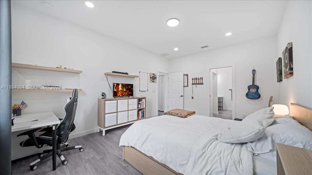 En Venta: $360,000 (3 camas, 2 baños, 1527 Pies cuadrados)