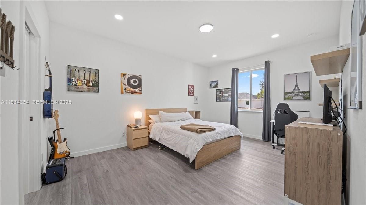 En Venta: $360,000 (3 camas, 2 baños, 1527 Pies cuadrados)