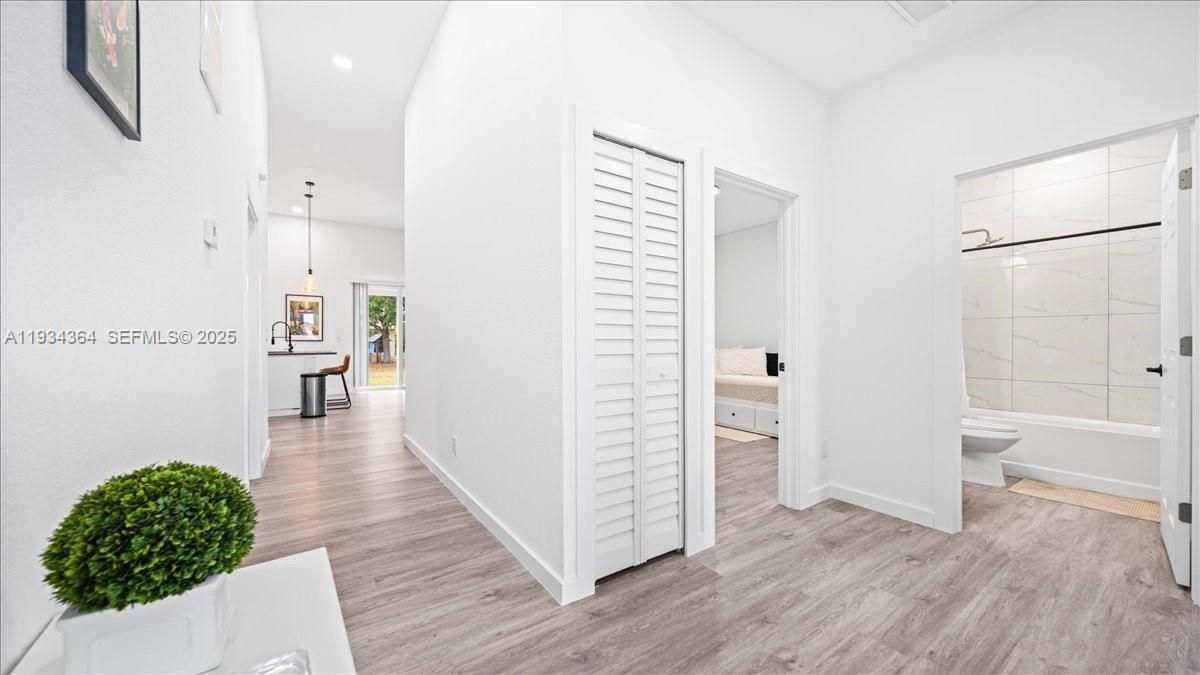 En Venta: $360,000 (3 camas, 2 baños, 1527 Pies cuadrados)