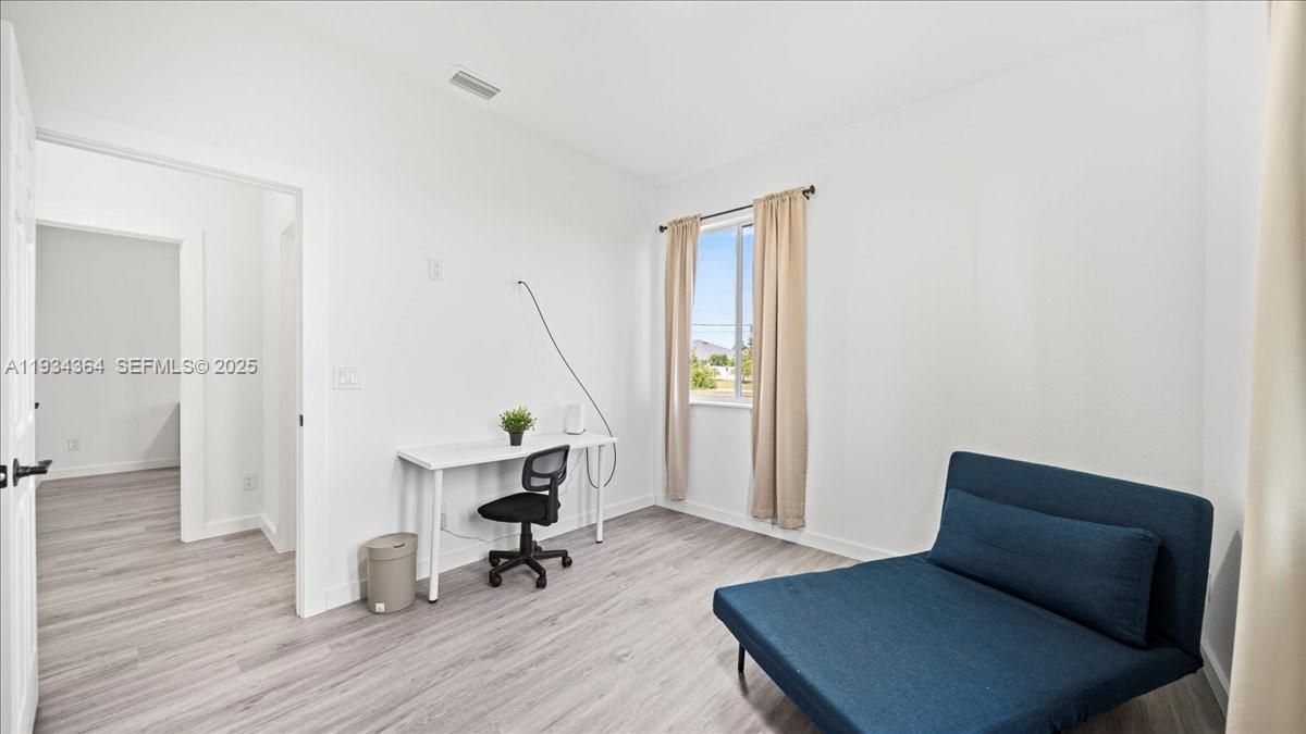 En Venta: $360,000 (3 camas, 2 baños, 1527 Pies cuadrados)