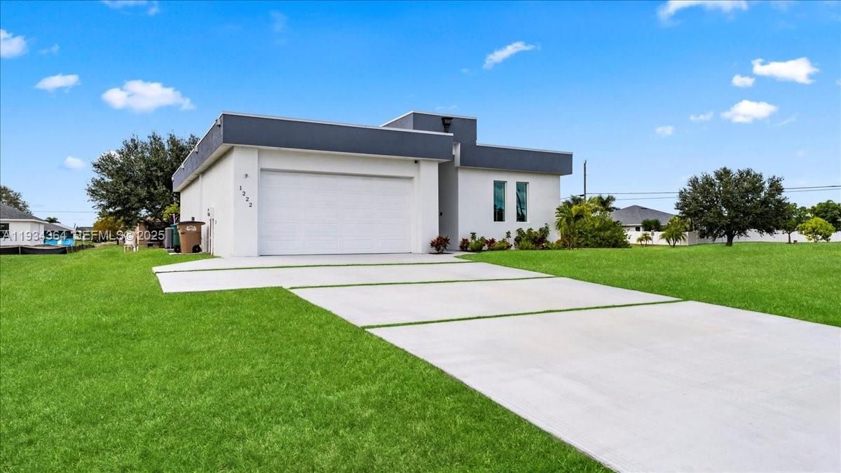 En Venta: $360,000 (3 camas, 2 baños, 1527 Pies cuadrados)