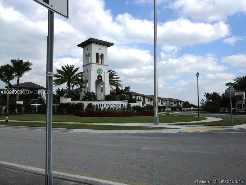 В аренду: $2,950 (3 спален, 2 ванн, 0 Квадратных фут)