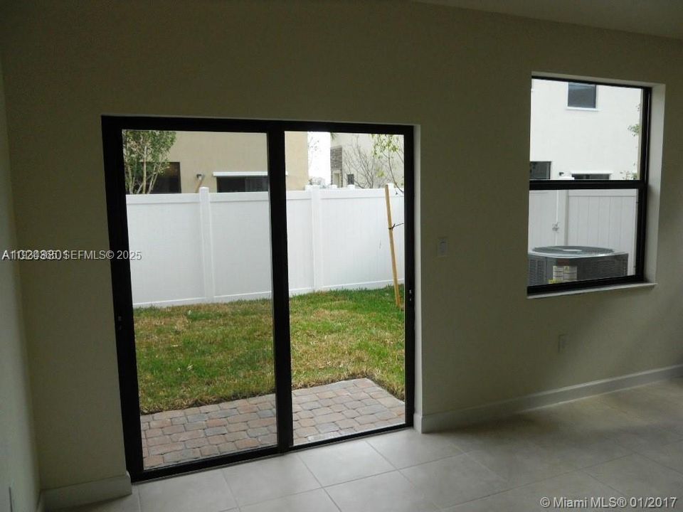 В аренду: $2,950 (3 спален, 2 ванн, 0 Квадратных фут)