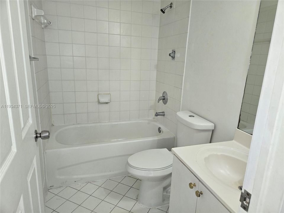 En Renta: $1,850 (3 camas, 2 baños, 1024 Pies cuadrados)