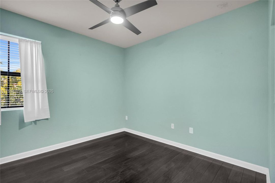 For Sale: $625,000 (4 beds, 2 baths, 2573 Square Feet)