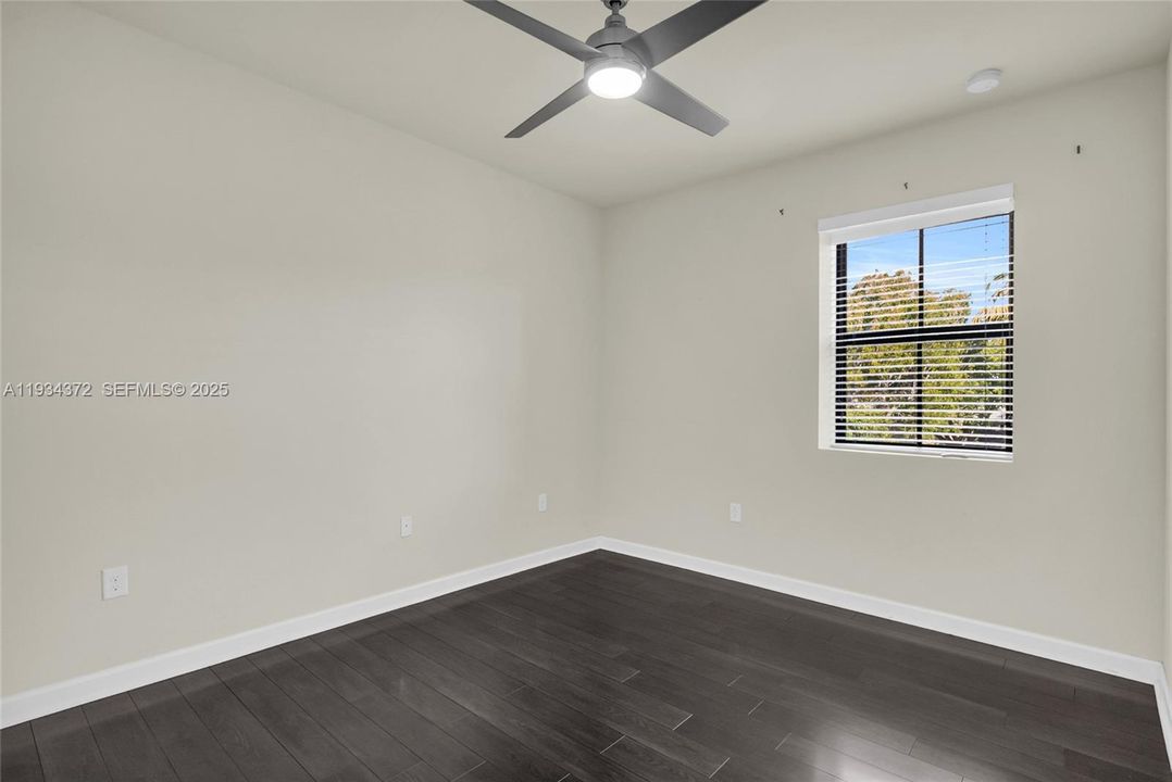 For Sale: $625,000 (4 beds, 2 baths, 2573 Square Feet)