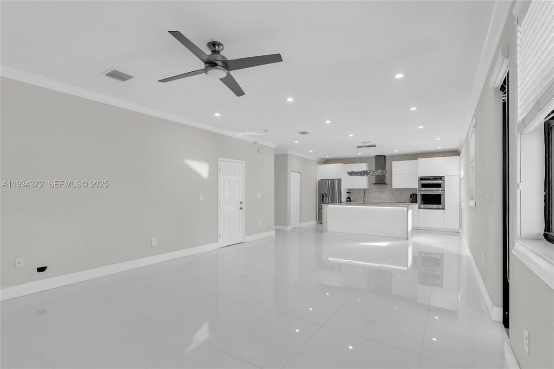 For Sale: $625,000 (4 beds, 2 baths, 2573 Square Feet)