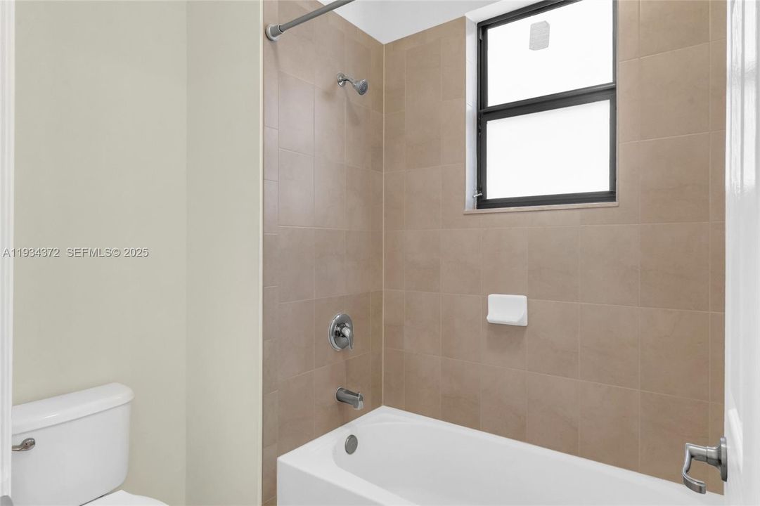 For Sale: $625,000 (4 beds, 2 baths, 2573 Square Feet)