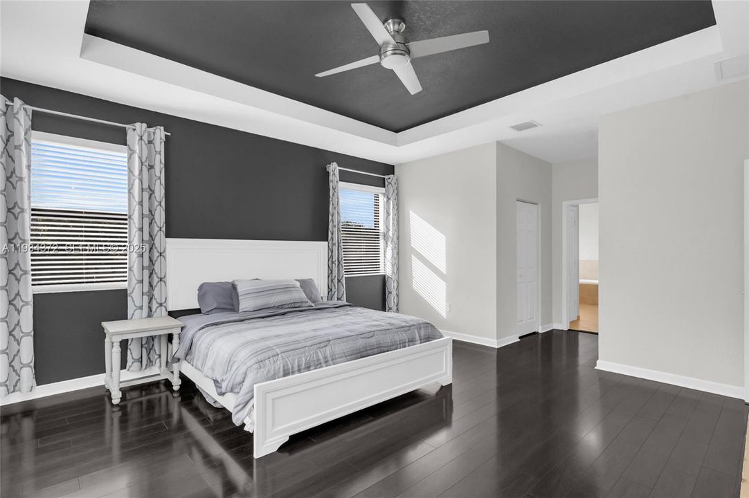 For Sale: $625,000 (4 beds, 2 baths, 2573 Square Feet)