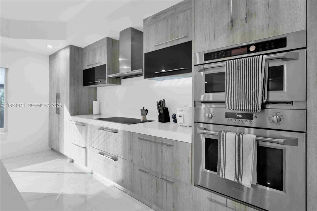 На продажу: $1,600,000 (5 спален, 4 ванн, 3093 Квадратных фут)