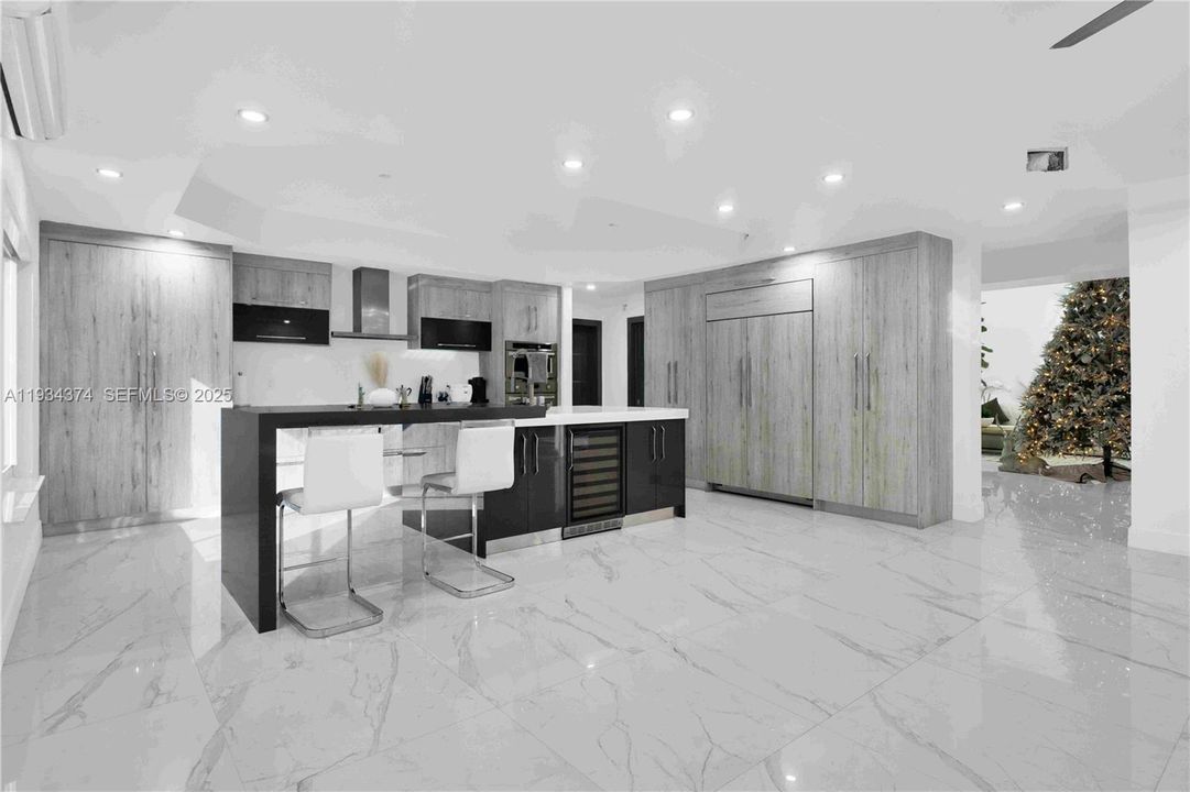 На продажу: $1,600,000 (5 спален, 4 ванн, 3093 Квадратных фут)