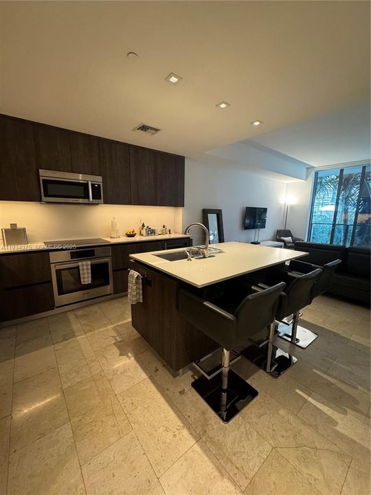 En Renta: $5,250 (1 camas, 1 baños, 805 Pies cuadrados)