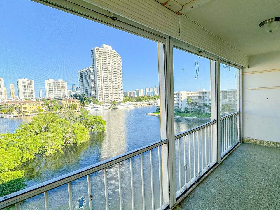 En Venta: $165,000 (1 camas, 1 baños, 817 Pies cuadrados)