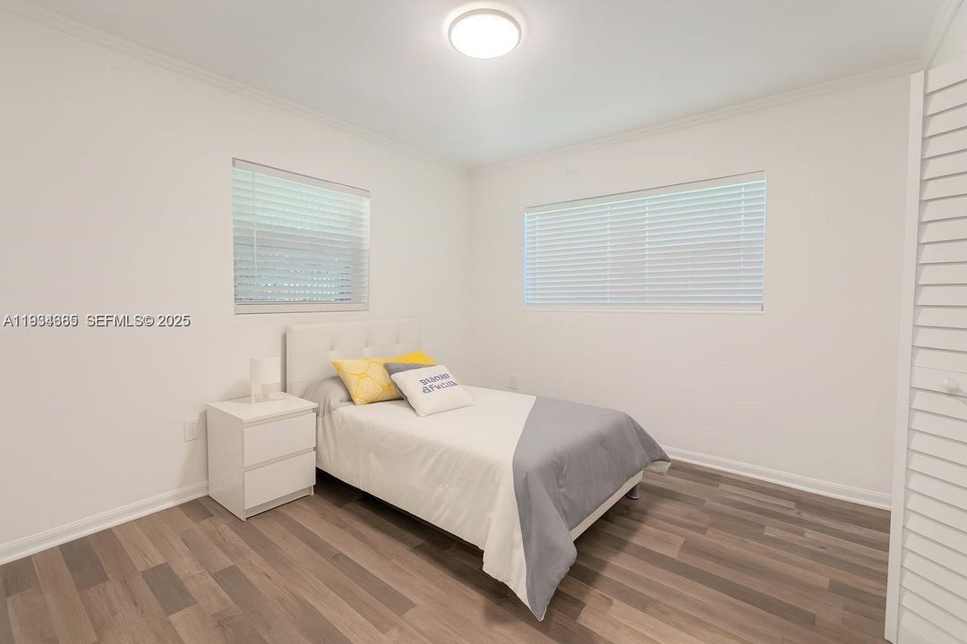 For Sale: $549,999 (3 beds, 2 baths, 1235 Square Feet)