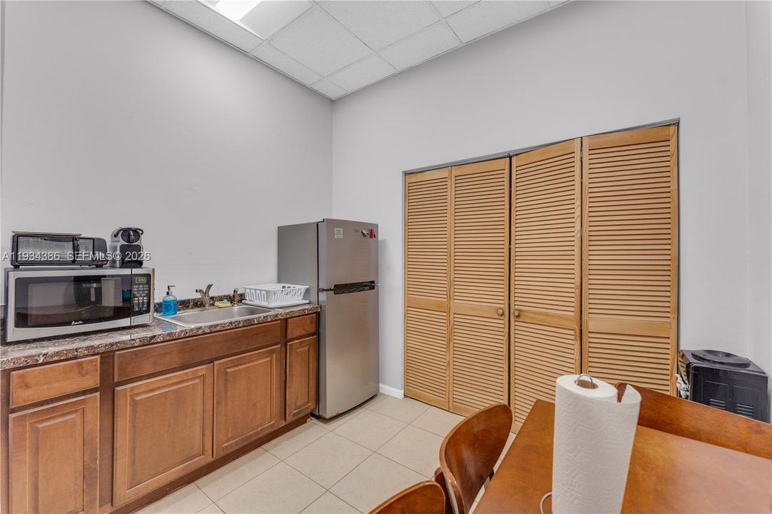 待售: $3,300,000 (0 贝兹, 0 浴室, 0 平方英尺)