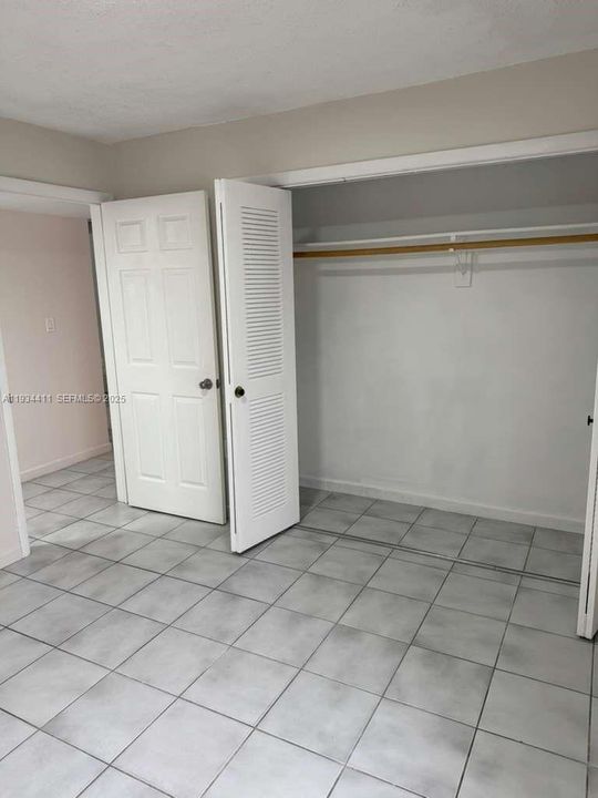 For Rent: $2,100 (2 beds, 2 baths, 986 Square Feet)