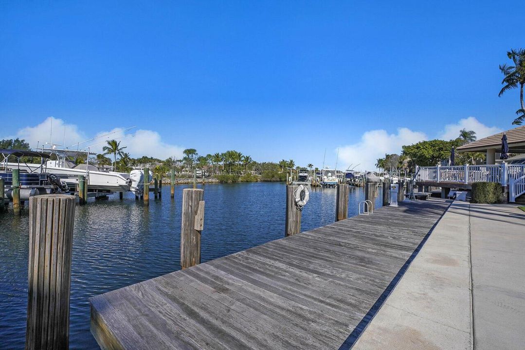 Dock