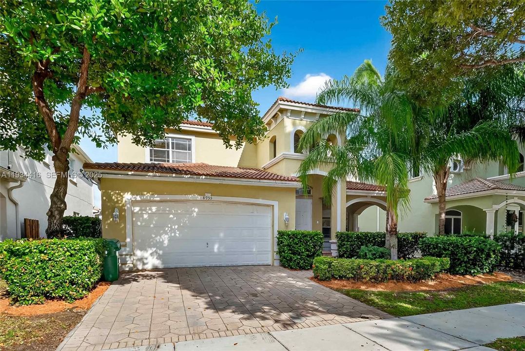 For Rent: $3,400 (3 beds, 2 baths, 2126 Square Feet)