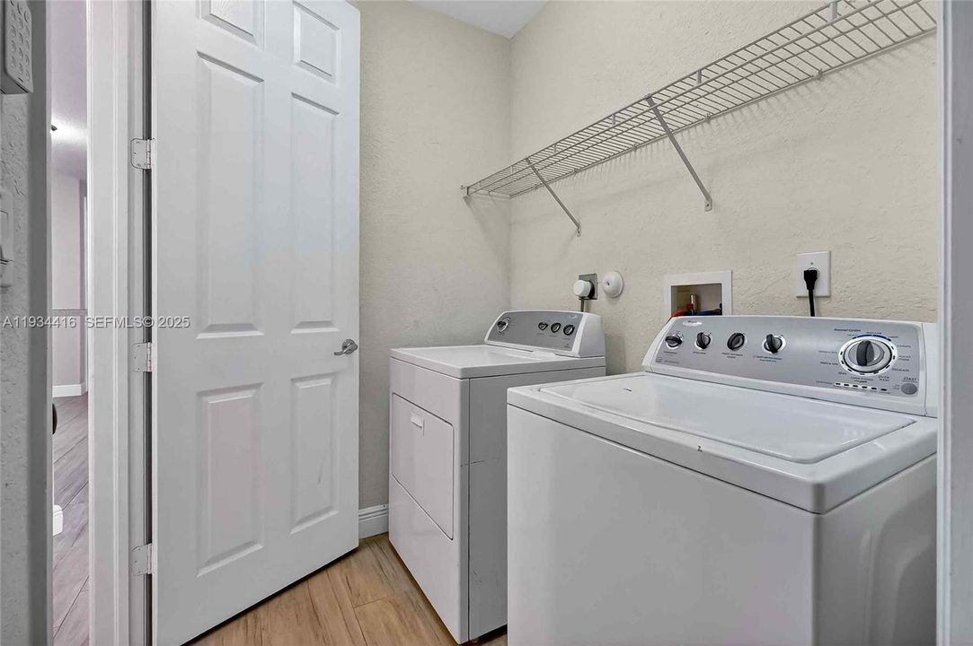 For Rent: $3,400 (3 beds, 2 baths, 2126 Square Feet)