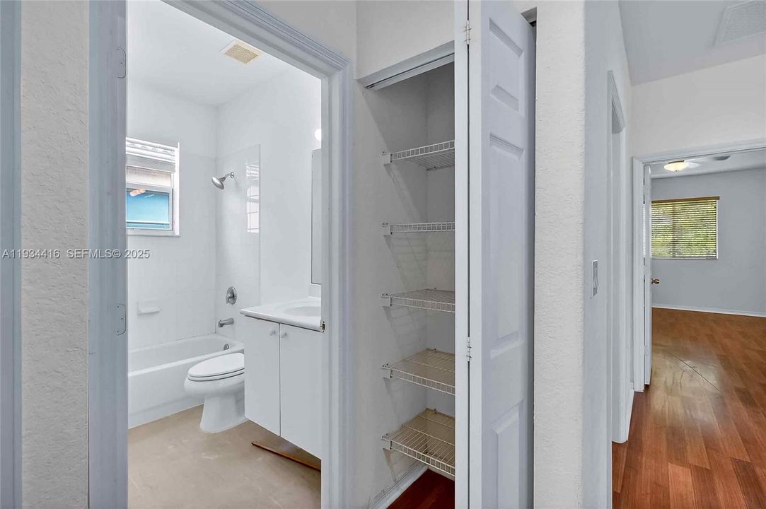 For Rent: $3,400 (3 beds, 2 baths, 2126 Square Feet)