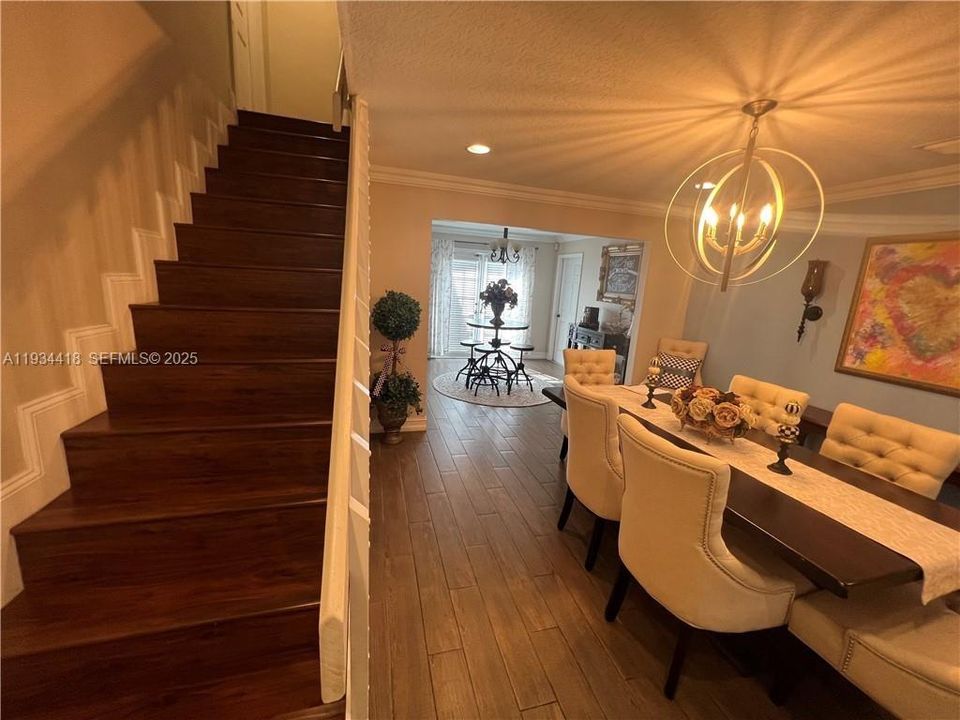 For Rent: $4,200 (3 beds, 2 baths, 1436 Square Feet)