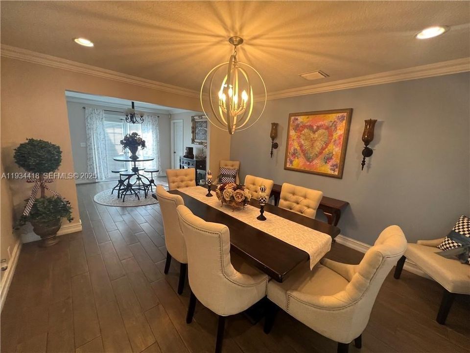 For Rent: $4,200 (3 beds, 2 baths, 1436 Square Feet)