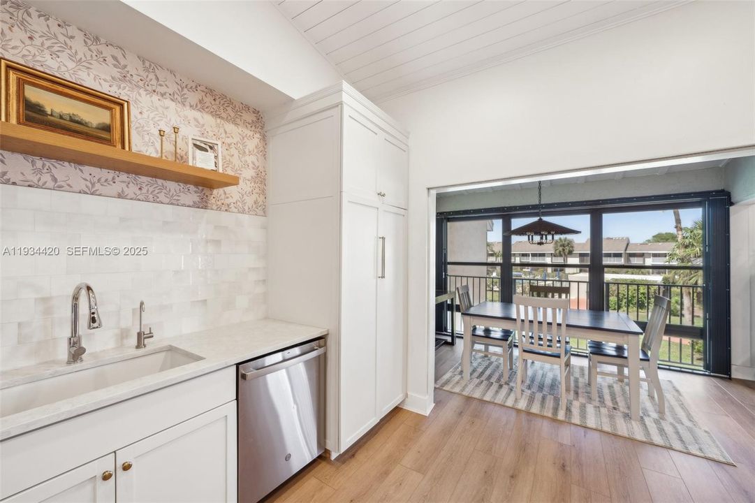 En Renta: $2,750 (2 camas, 2 baños, 1305 Pies cuadrados)