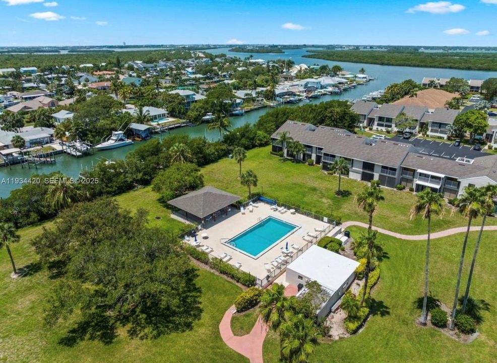 En Renta: $2,750 (2 camas, 2 baños, 1305 Pies cuadrados)