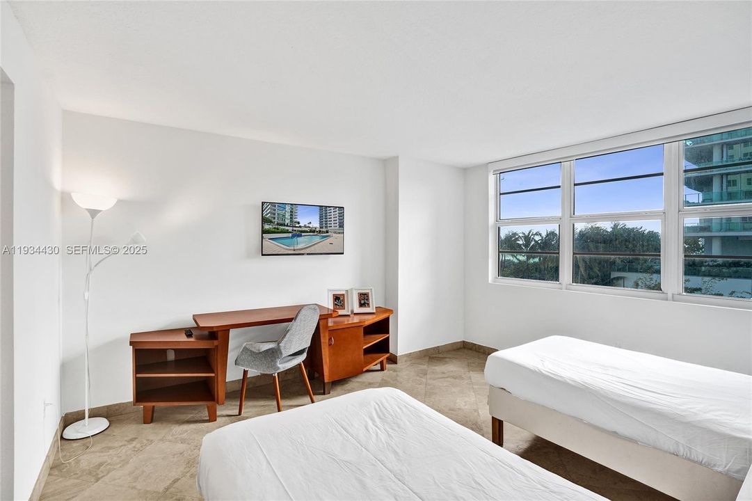 En Venta: $895,000 (2 camas, 2 baños, 1238 Pies cuadrados)